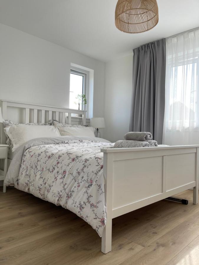 4 Bedrooms House With Garden Edinburgh Exterior foto